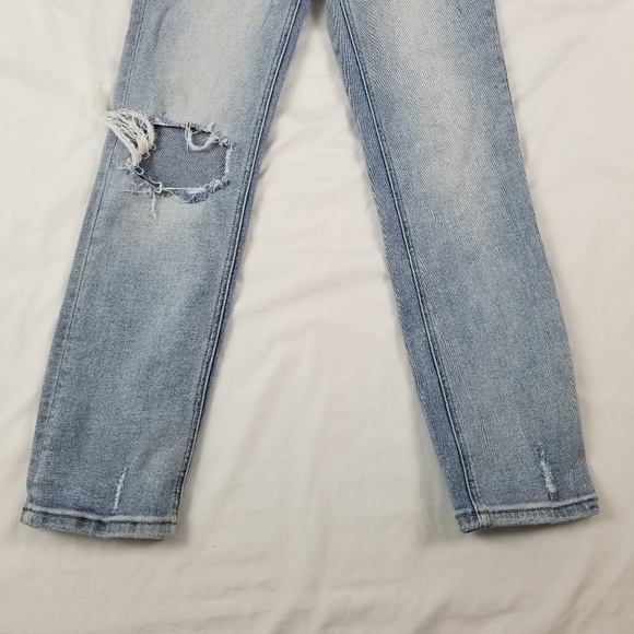 Altar'd State Straight Jeans Women Size 26, Light Wash, High Rise - Picture 7 of 9